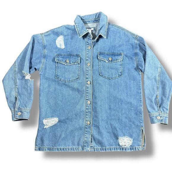 Forever 21 Women’s Medium Blue Denim Button Up Shirt Long Sleeve Distressed Y2K - Picture 2 of 7